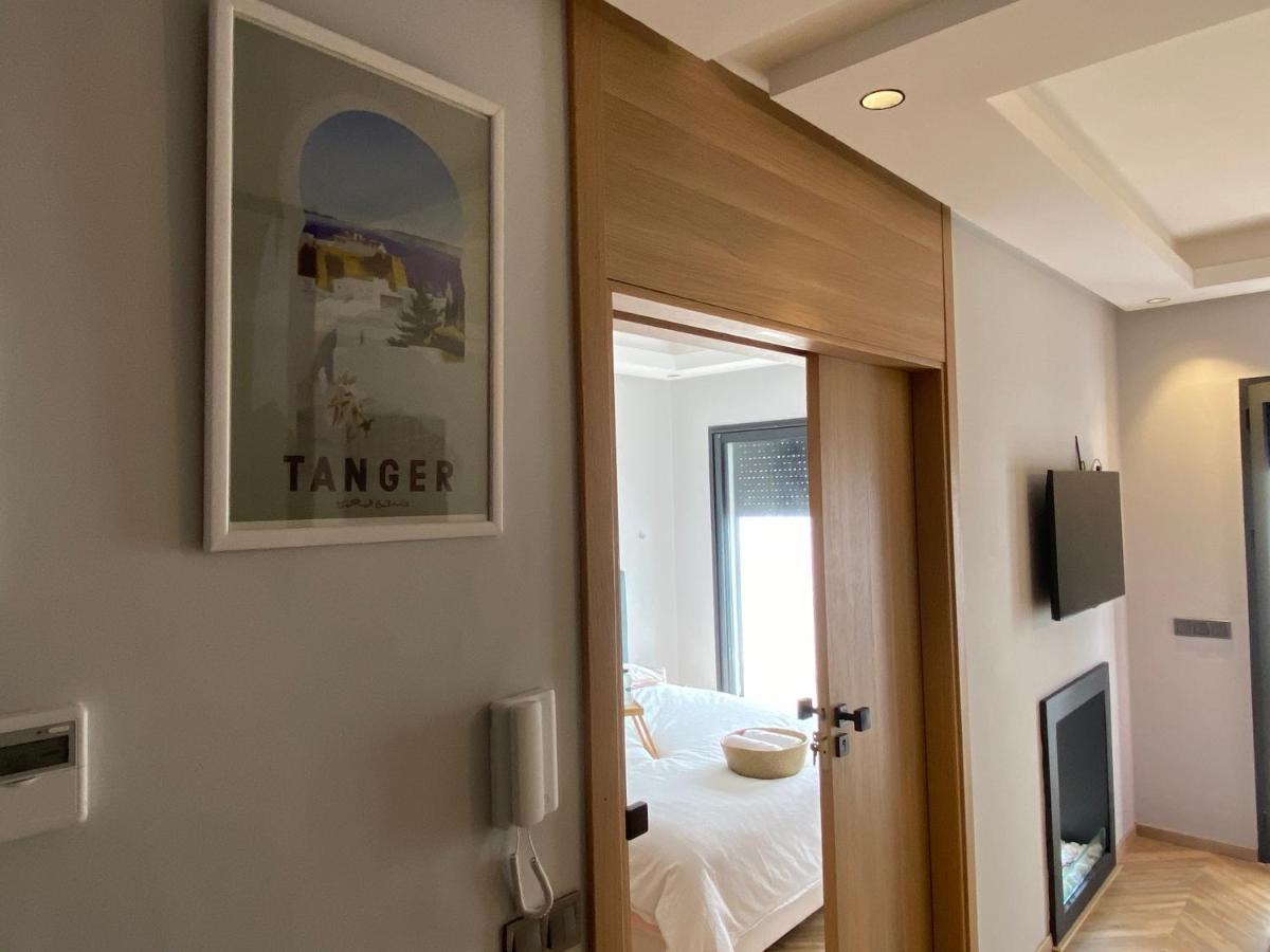 Spacious New 1-Bedroom Unit In Downtown W Terrace And Free Parking Casablanca Bagian luar foto